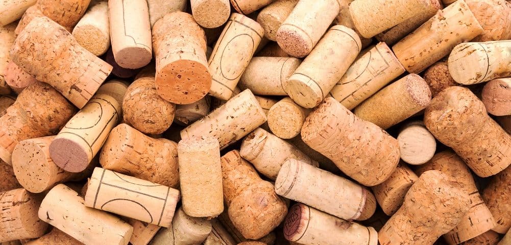 idée bricolage avec des bouchons en liège