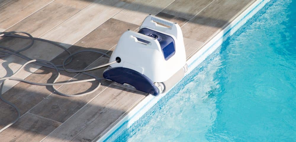 Choisir le bon robot pour nettoyer sa piscine