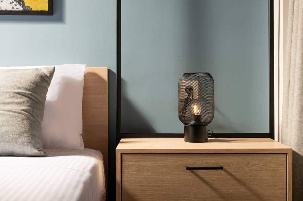 lampe de chevet chambre espace moderne